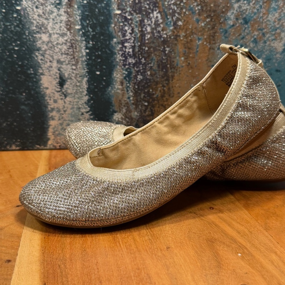 Bandolino Metallic Knit Ballet Flats – Gold Sparkle Slip-On Shoes Size 7M (VGUC)